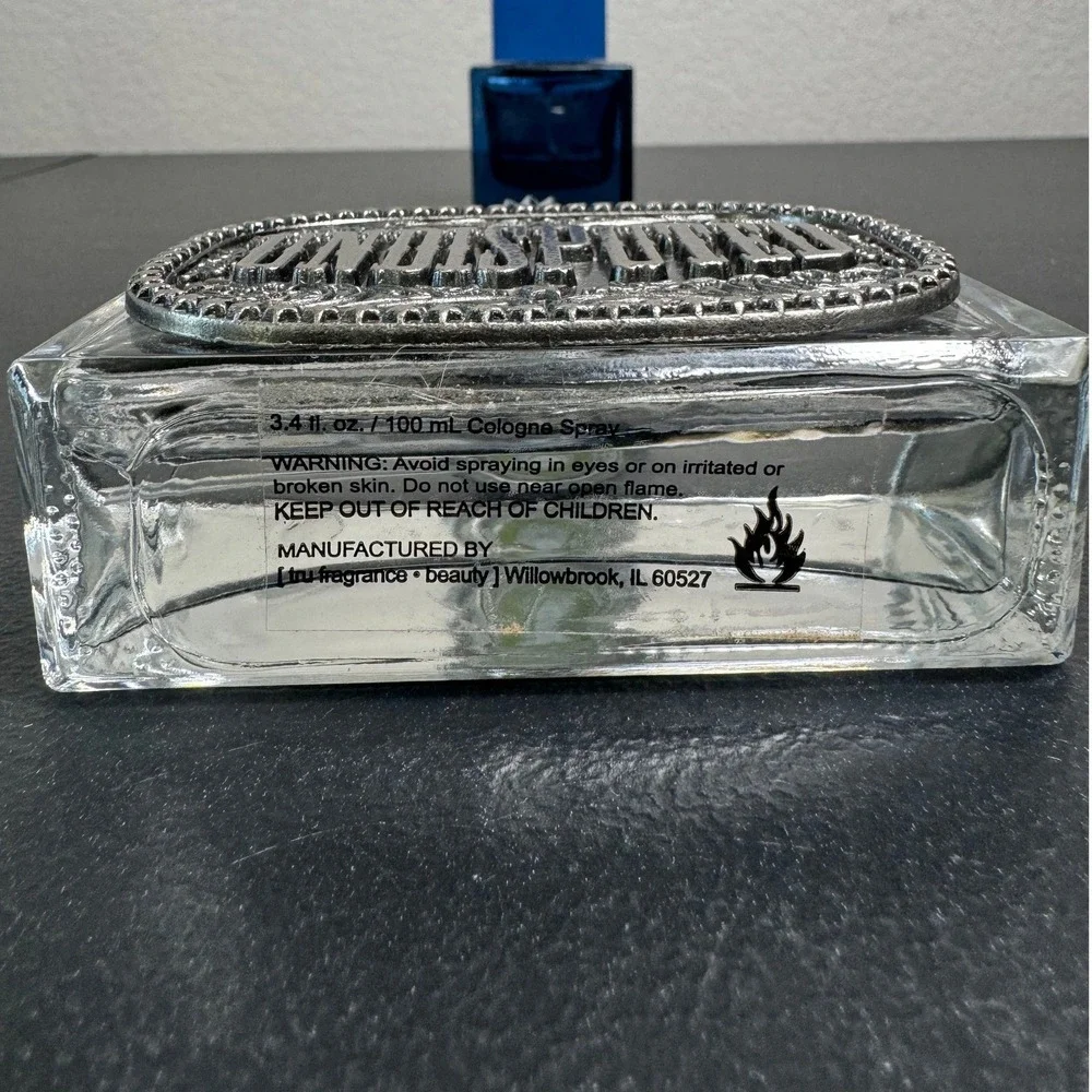 Undisputed Cologne Spray For Men 3.4 oz & Manscaped‎ Persevere Cologne Sample